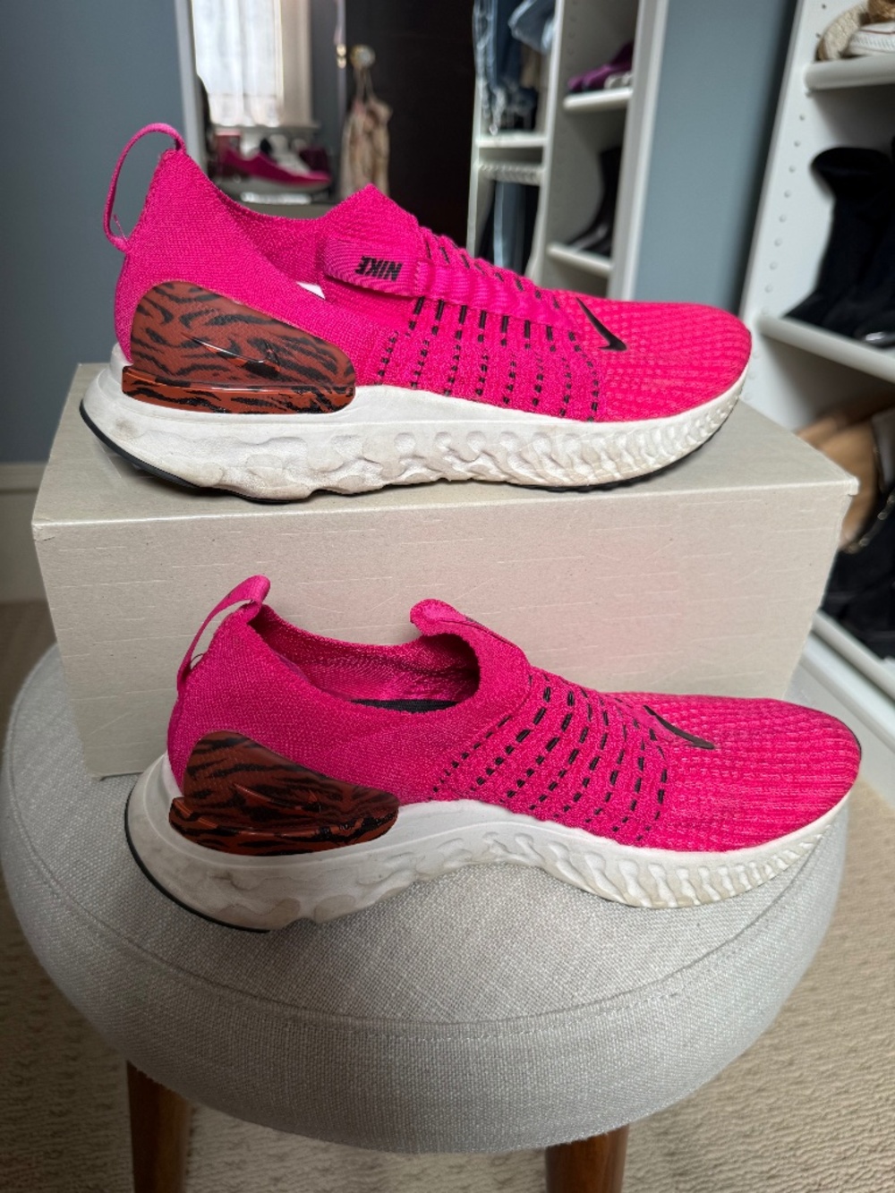 Nike React Phantom Run Flyknit 2 Pink Prime Zebra DQ7649-600